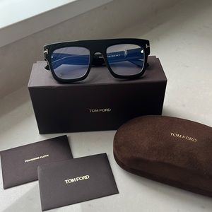 Tom Ford blue light frames. Never worn!